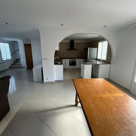 Grande Maison De 4